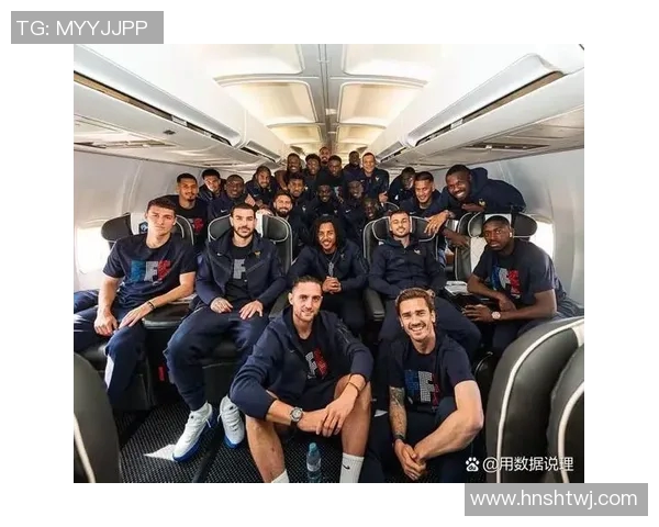 足球天才大融合：盘点历史与未来的超级球星混合体