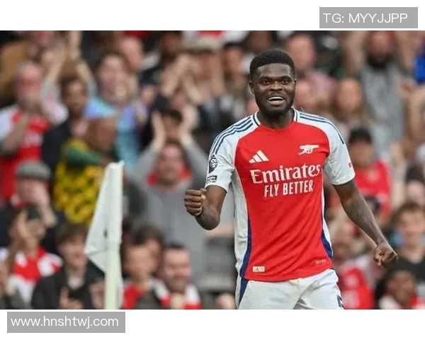 聚焦足球球星thomas成长历程与赛场辉煌瞬间全面解析